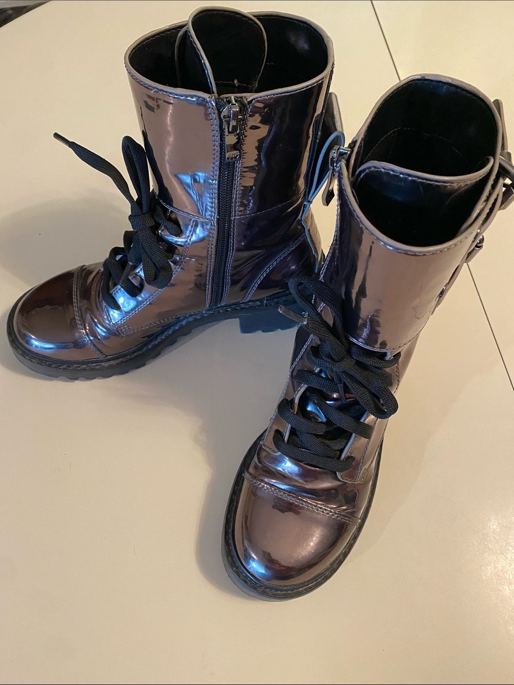 DKNY Metallic Lace-Up Combat Boots with Side Zip-6M Edgy Chunky Rave Academia